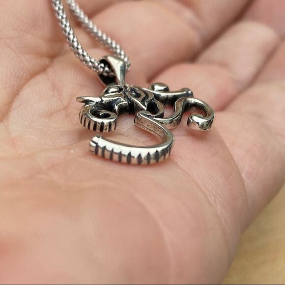 Sterling silver Om Elephant necklace - Picture 7 of 8